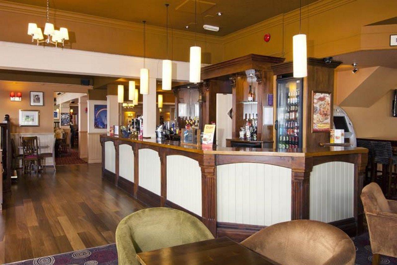 Premier Inn London Greenford Exterior foto